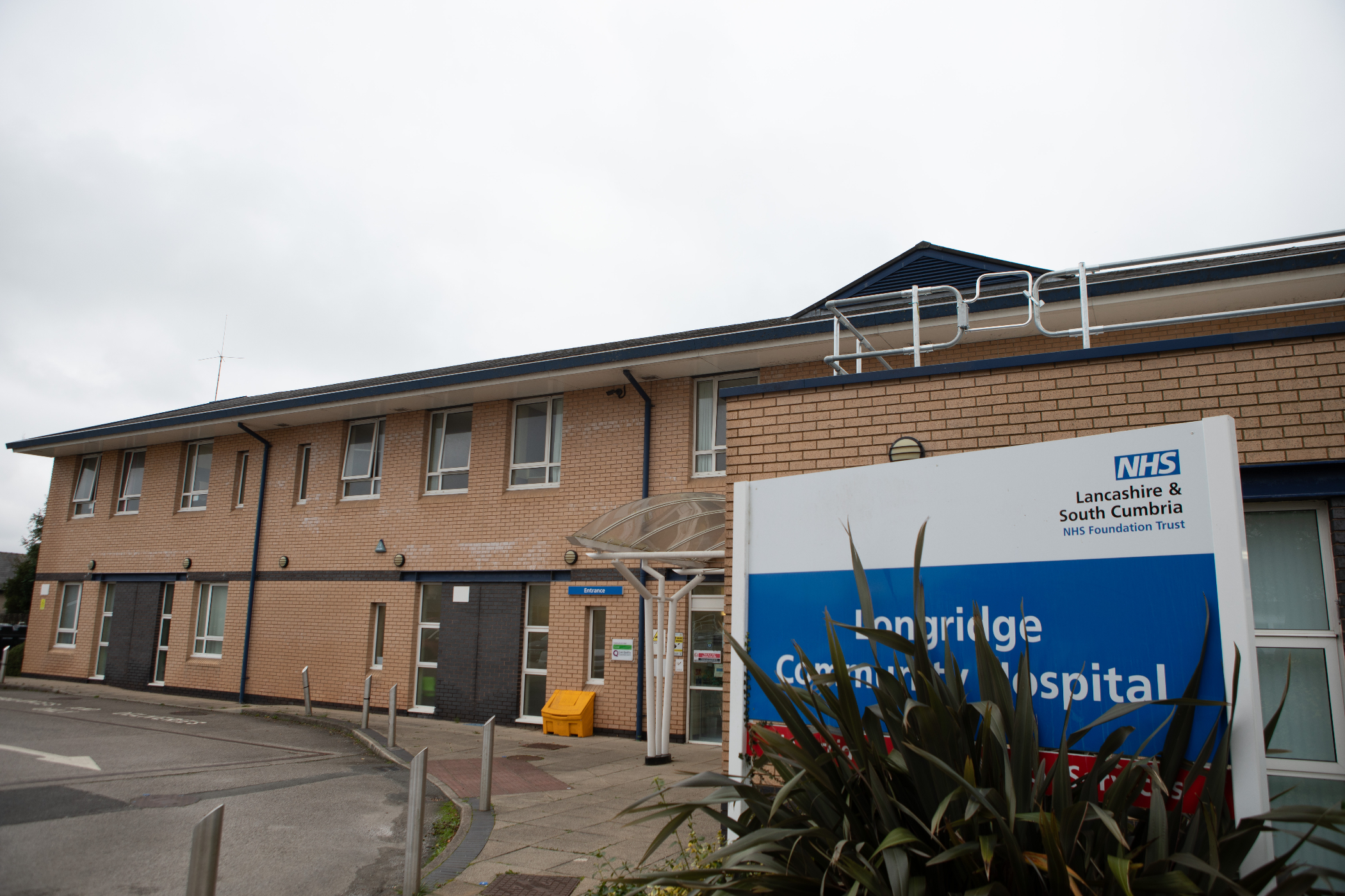 longridge hospital exterior-1.jpg