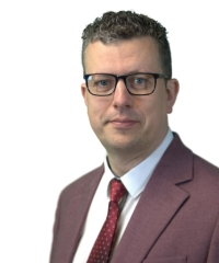 Rob Cragg head shot